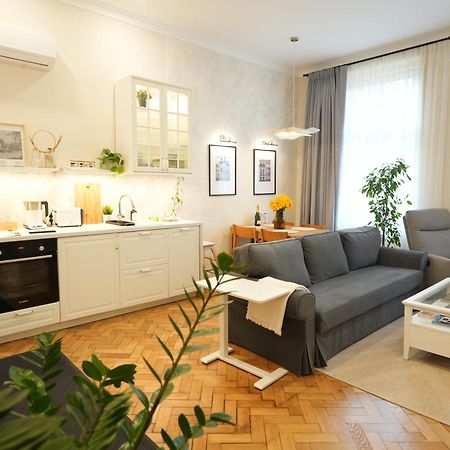 Apartment In Historic Center, Quiet Area, Ac Σίμπιου Εξωτερικό φωτογραφία