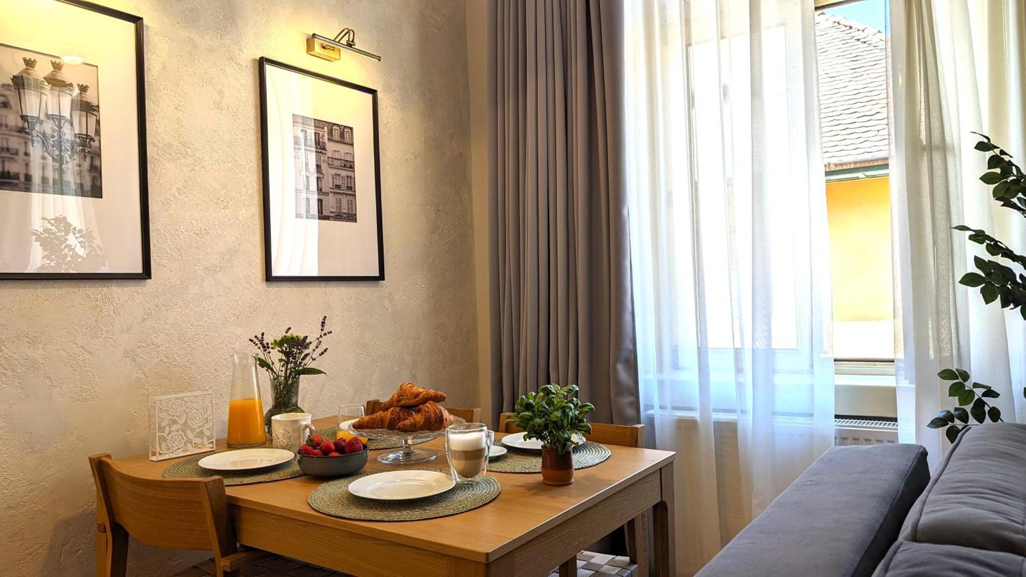 Apartment In Historic Center, Quiet Area, Ac Σίμπιου Εξωτερικό φωτογραφία