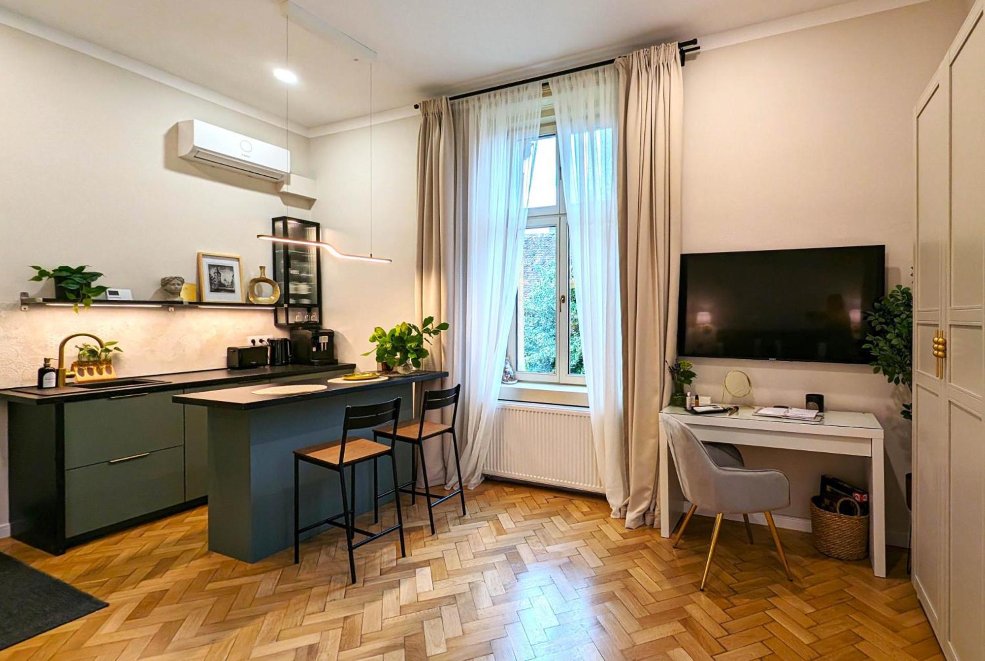 Apartment In Historic Center, Quiet Area, Ac Σίμπιου Εξωτερικό φωτογραφία